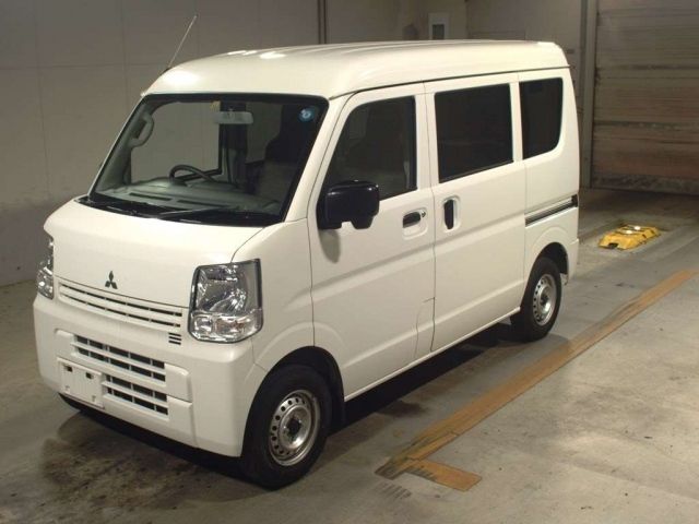 3173 Mitsubishi Minicab van DS17V 2021 г. (TAA Kyushu)